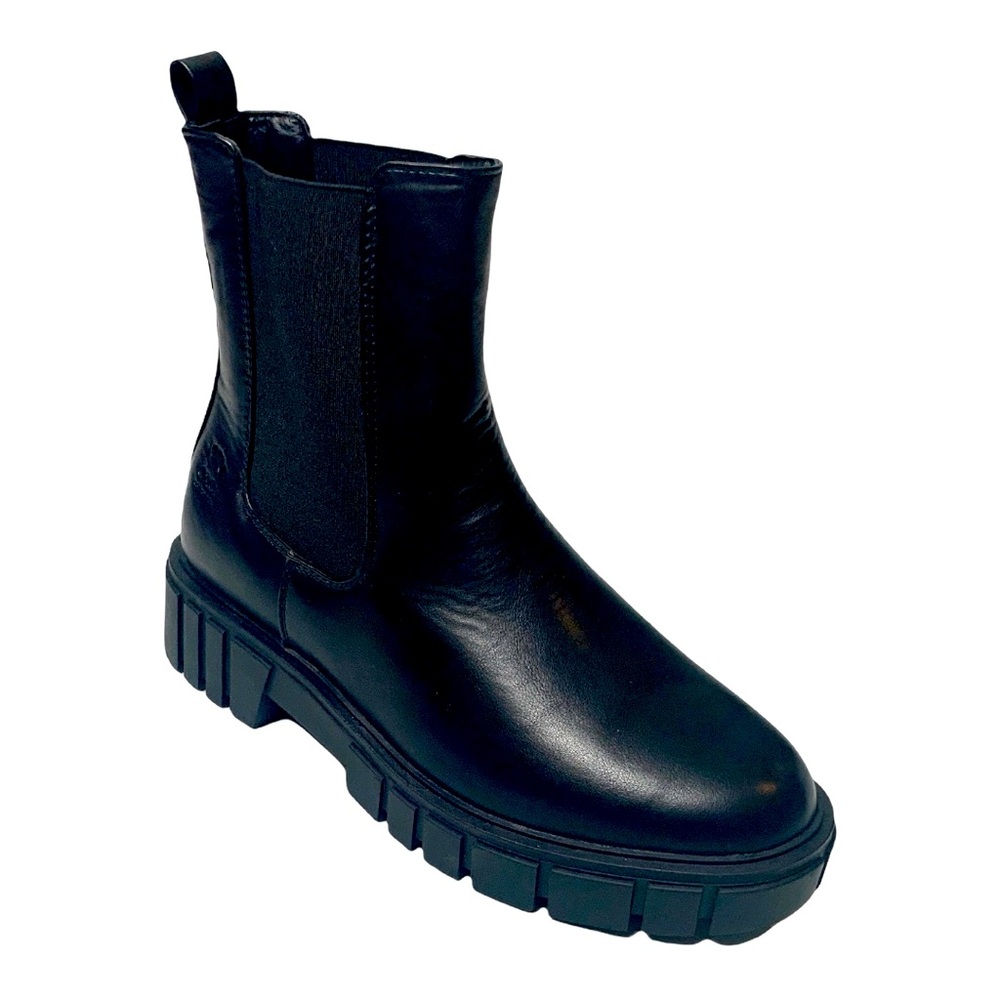 Trendy Lug Sole Chelsea Boot (Brooke)